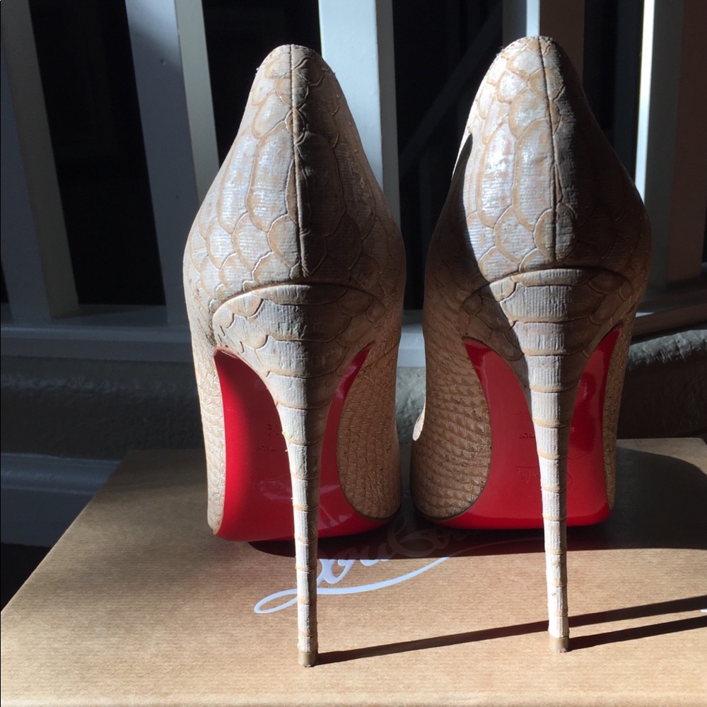 Christian Louboutin ‘So Kate’ Embossed 120mm Pumps *authentic!